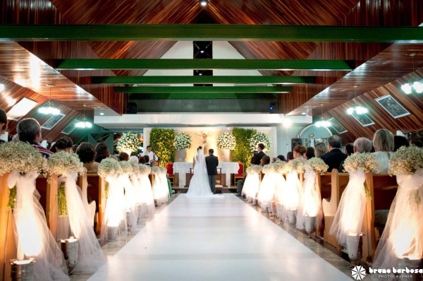Lissiane e Flávio tiveram uma cerimônia belissima na Igreja do Aldebaran e uma festa muito animada na Florus no dia 15 de fevereiro de 2014.