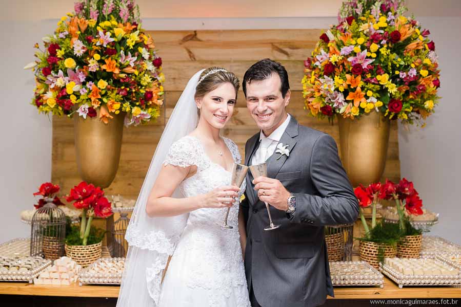 Foi uma enorme satisfação realizar esse casório, a energia e o amor dos noivos contagiaram à todos. Juliana e Carlos casaram no Espaço Amarílis.
